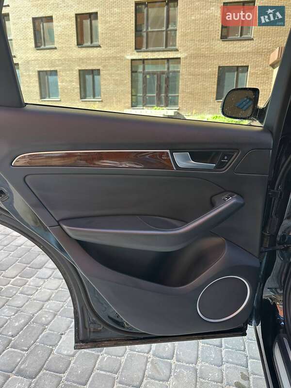 Внедорожник / Кроссовер Audi Q5 2016 в Нетешине фото 4 Внедорожник / Кроссовер Audi Q5 2016 в Нетешине