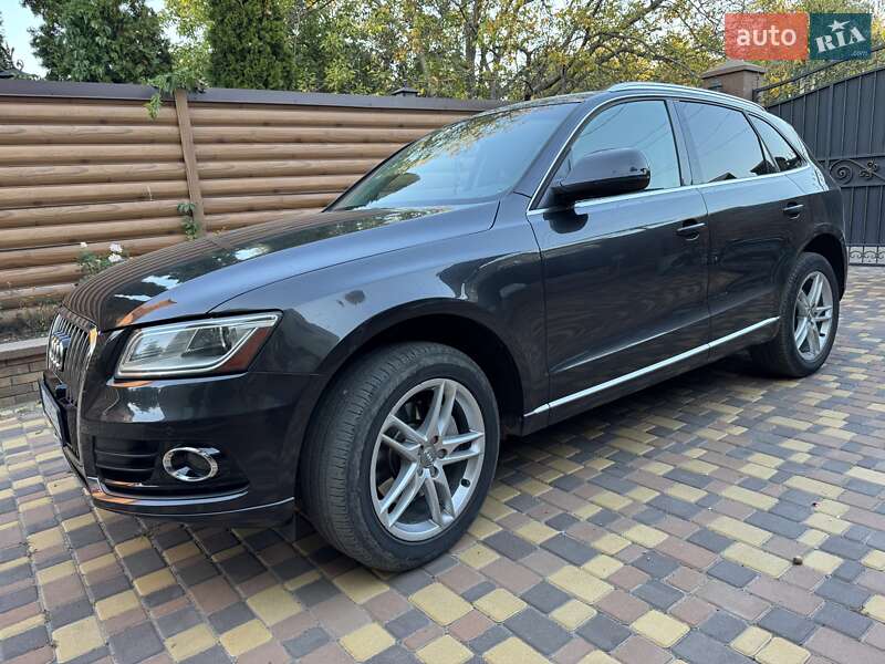 Позашляховик / Кросовер Audi Q5 2013 в Слов'янську