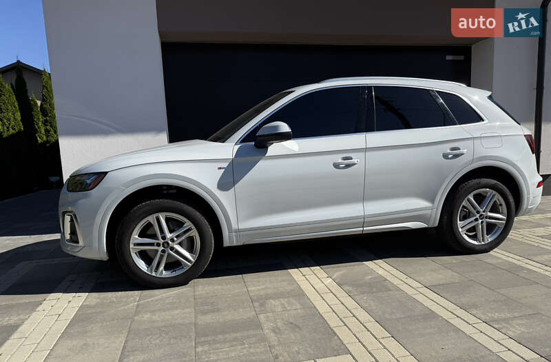 Внедорожник / Кроссовер Audi Q5 2024 в Львове