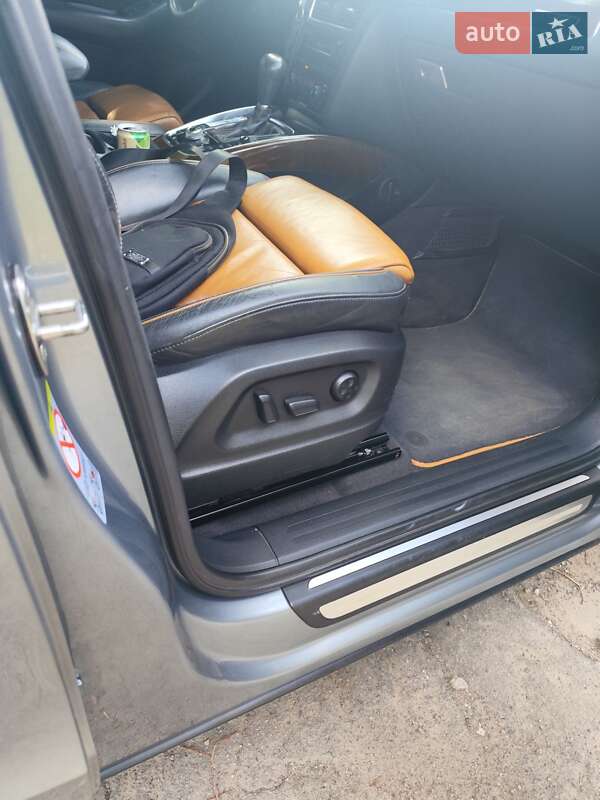 Внедорожник / Кроссовер Audi Q5 2011 в Гадяче
