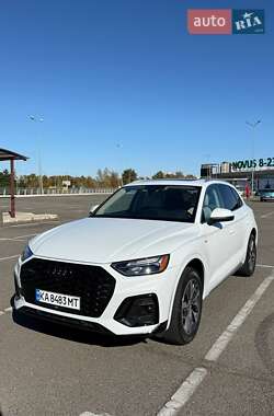Позашляховик / Кросовер Audi Q5 2021 в 