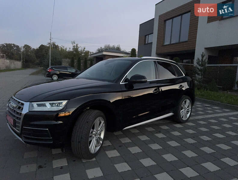 Внедорожник / Кроссовер Audi Q5 2018 в Стрые