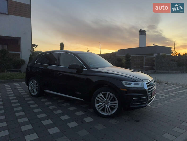 Внедорожник / Кроссовер Audi Q5 2018 в Стрые