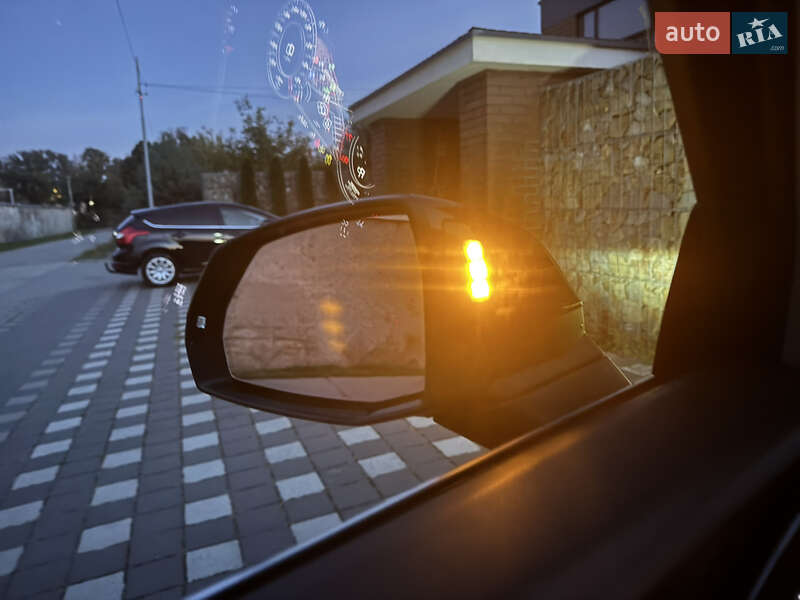 Внедорожник / Кроссовер Audi Q5 2018 в Стрые