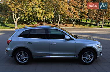 Внедорожник / Кроссовер Audi Q5 2017 в 