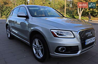 Внедорожник / Кроссовер Audi Q5 2017 в 
