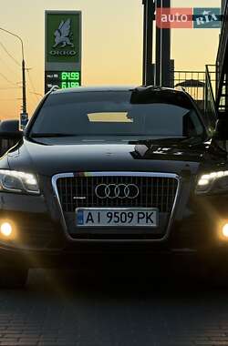 Внедорожник / Кроссовер Audi Q5 2011 в 