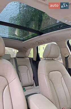 Внедорожник / Кроссовер Audi Q5 2015 в 