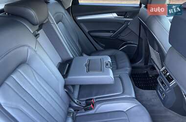 Внедорожник / Кроссовер Audi Q5 2019 в 