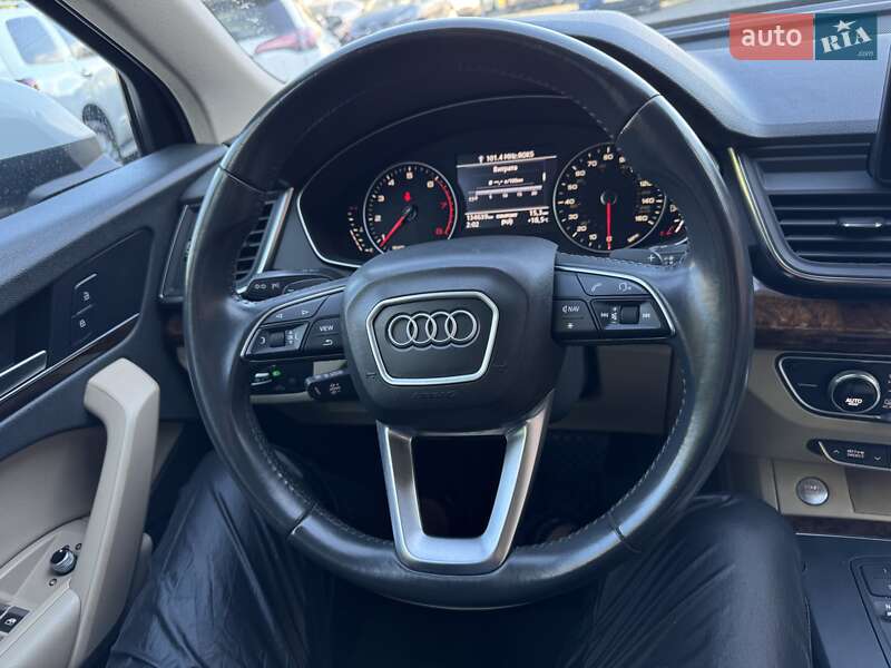 Позашляховик / Кросовер Audi Q5 2018 в Вінниці