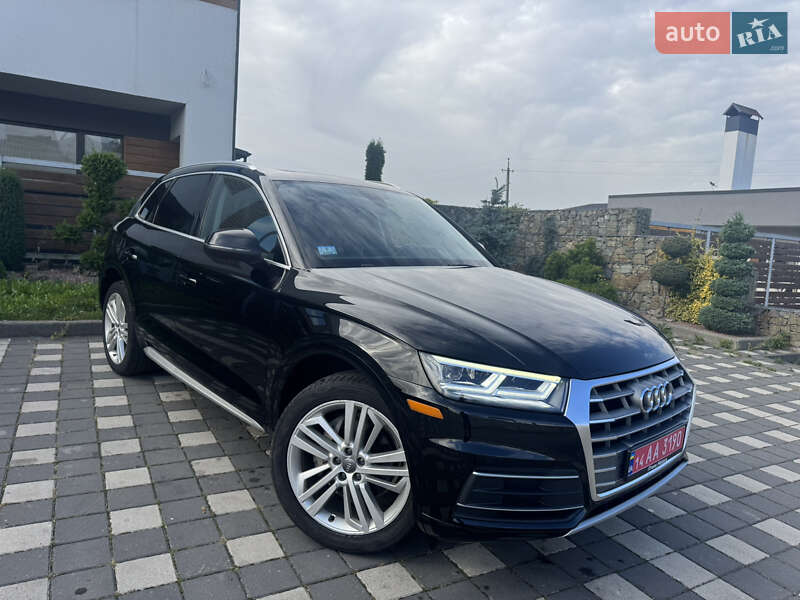 Внедорожник / Кроссовер Audi Q5 2018 в Стрые