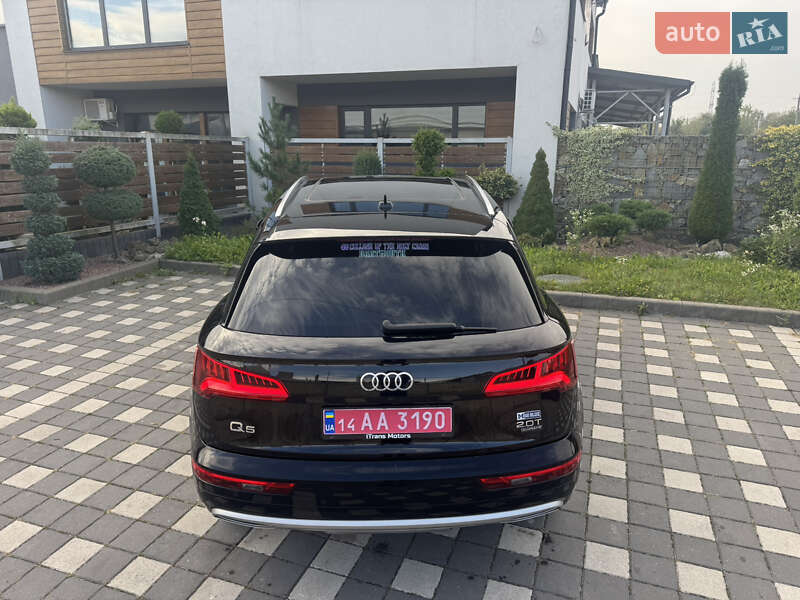 Внедорожник / Кроссовер Audi Q5 2018 в Стрые