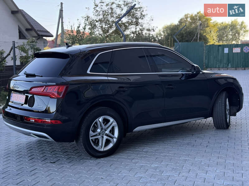 Внедорожник / Кроссовер Audi Q5 2019 в Хмельницком