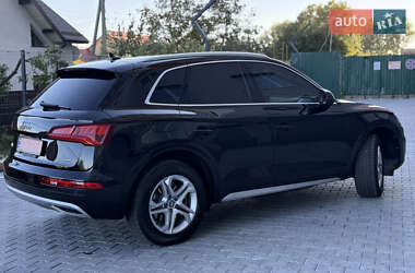 Внедорожник / Кроссовер Audi Q5 2019 в 
