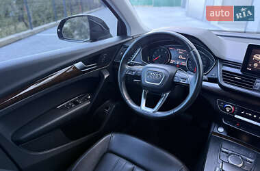 Внедорожник / Кроссовер Audi Q5 2019 в 