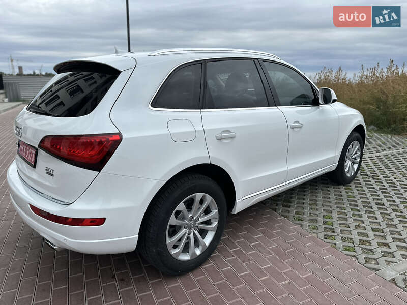 Внедорожник / Кроссовер Audi Q5 2015 в Ровно
