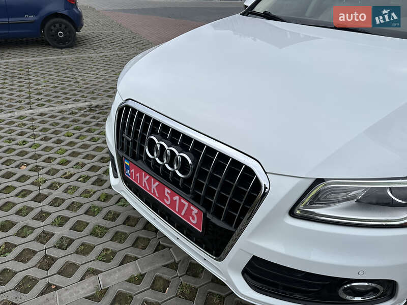Внедорожник / Кроссовер Audi Q5 2015 в Ровно