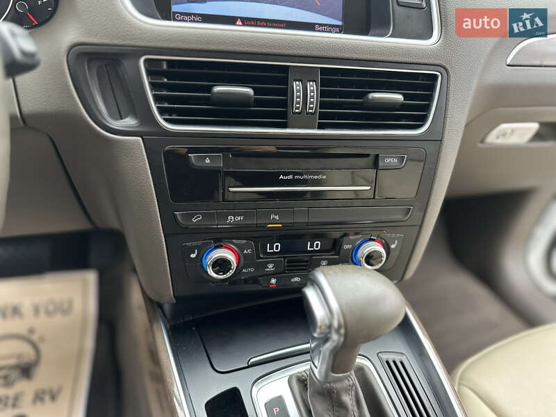 Внедорожник / Кроссовер Audi Q5 2015 в Ровно