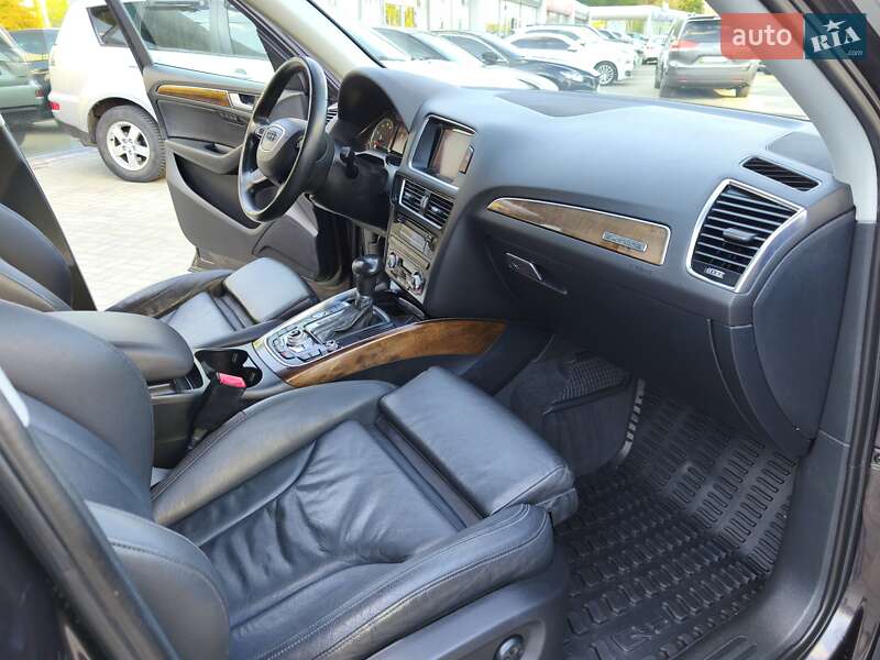 Позашляховик / Кросовер Audi Q5 2014 в Дніпрі