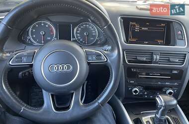 Позашляховик / Кросовер Audi Q5 2016 в 
