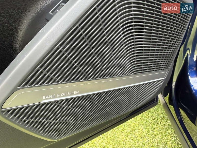 Позашляховик / Кросовер Audi Q5 2023 в Львові