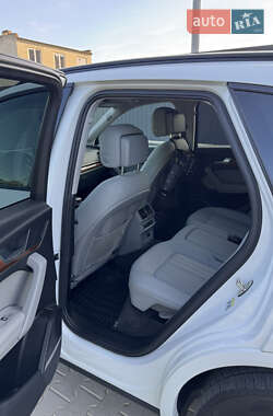 Внедорожник / Кроссовер Audi Q5 2021 в 