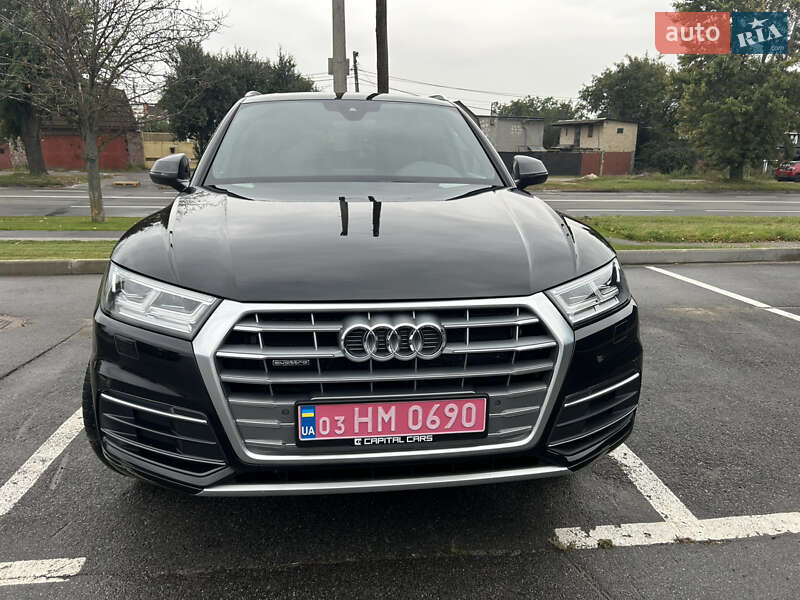 Позашляховик / Кросовер Audi Q5 2017 в Києві