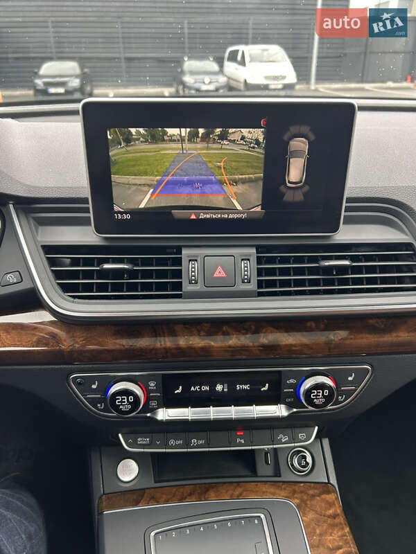 Позашляховик / Кросовер Audi Q5 2017 в Києві