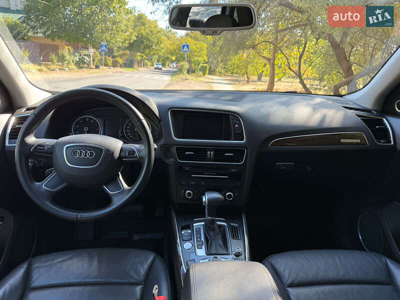Позашляховик / Кросовер Audi Q5 2014 в Кривому Розі