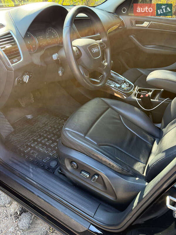 Позашляховик / Кросовер Audi Q5 2014 в Кривому Розі