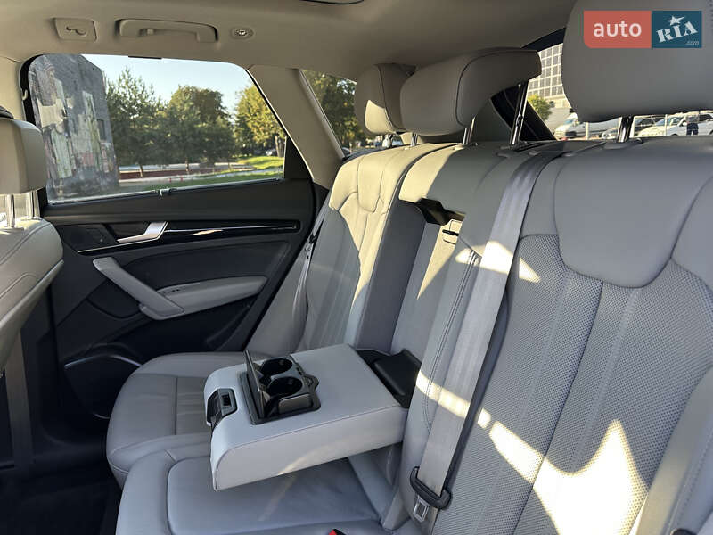 Внедорожник / Кроссовер Audi Q5 2018 в Луцке фото 15 Внедорожник / Кроссовер Audi Q5 2018 в Луцке