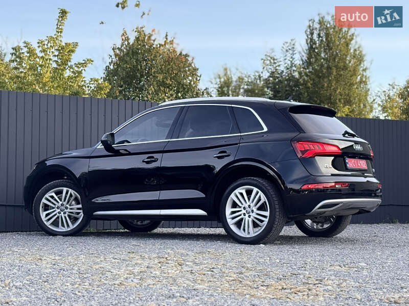 Позашляховик / Кросовер Audi Q5 2017 в Самборі