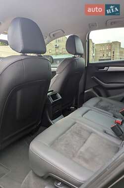 Внедорожник / Кроссовер Audi Q5 2011 в 