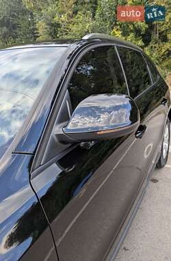 Внедорожник / Кроссовер Audi Q5 2011 в 