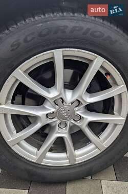Внедорожник / Кроссовер Audi Q5 2010 в 