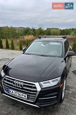 Позашляховик / Кросовер Audi Q5 2019 в  фото 3 Позашляховик / Кросовер Audi Q5 2019 в