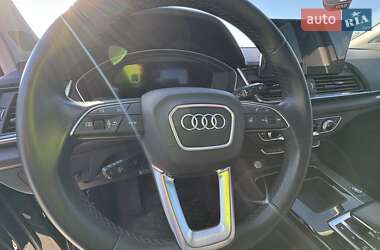 Внедорожник / Кроссовер Audi Q5 2022 в 