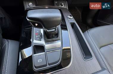 Внедорожник / Кроссовер Audi Q5 2022 в 