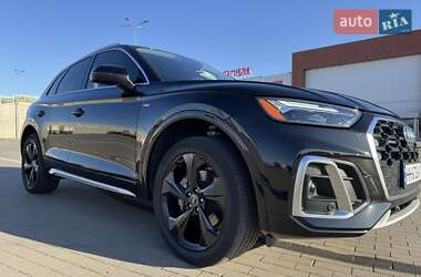 Внедорожник / Кроссовер Audi Q5 2022 в 