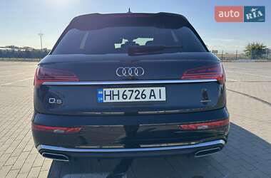 Внедорожник / Кроссовер Audi Q5 2022 в 