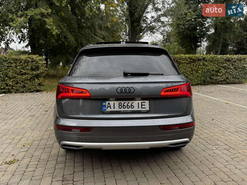 Позашляховик / Кросовер Audi Q5 2018 в Києві