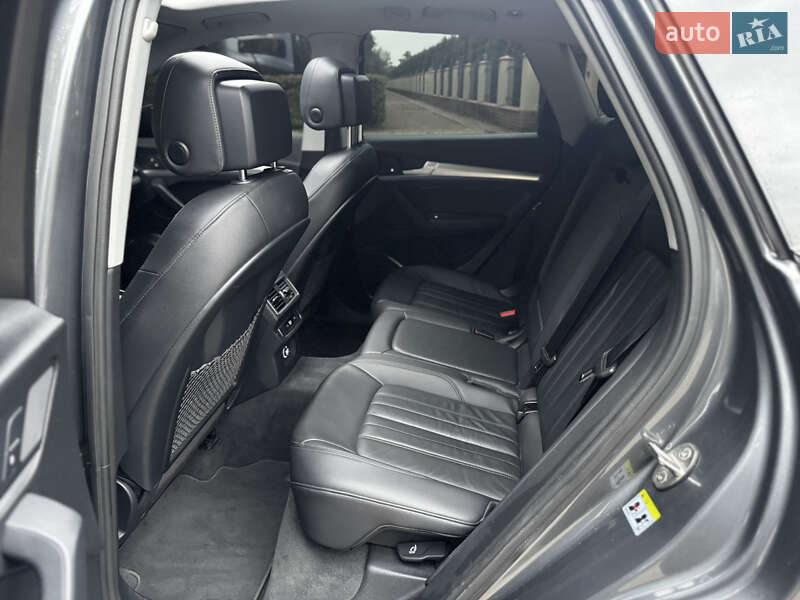 Позашляховик / Кросовер Audi Q5 2018 в Києві