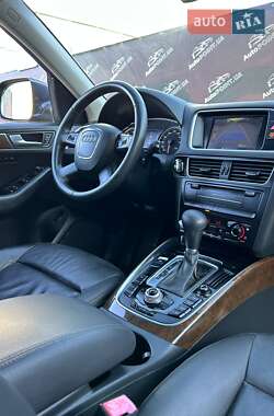 Внедорожник / Кроссовер Audi Q5 2011 в 