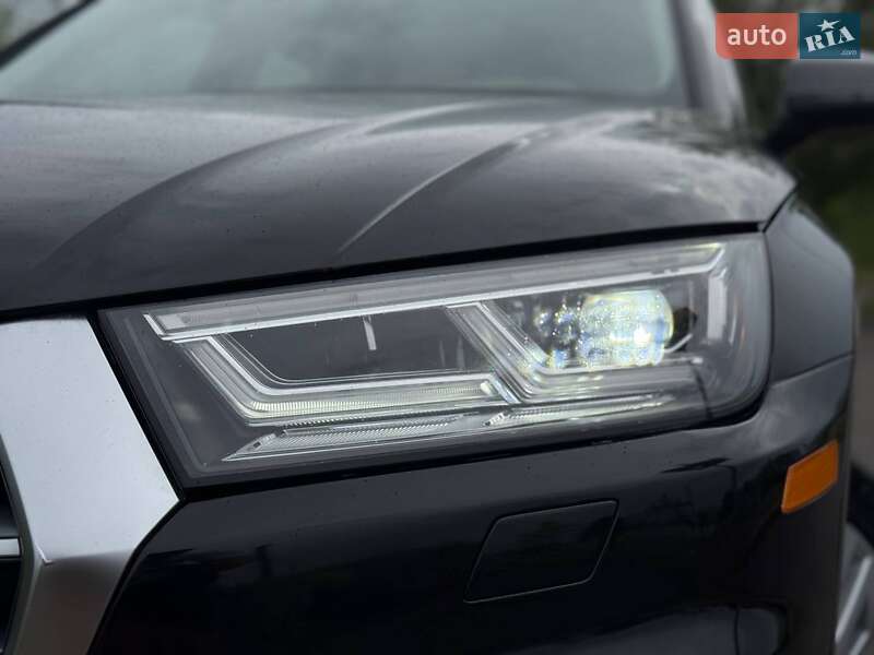 Внедорожник / Кроссовер Audi Q5 2019 в Кривом Роге