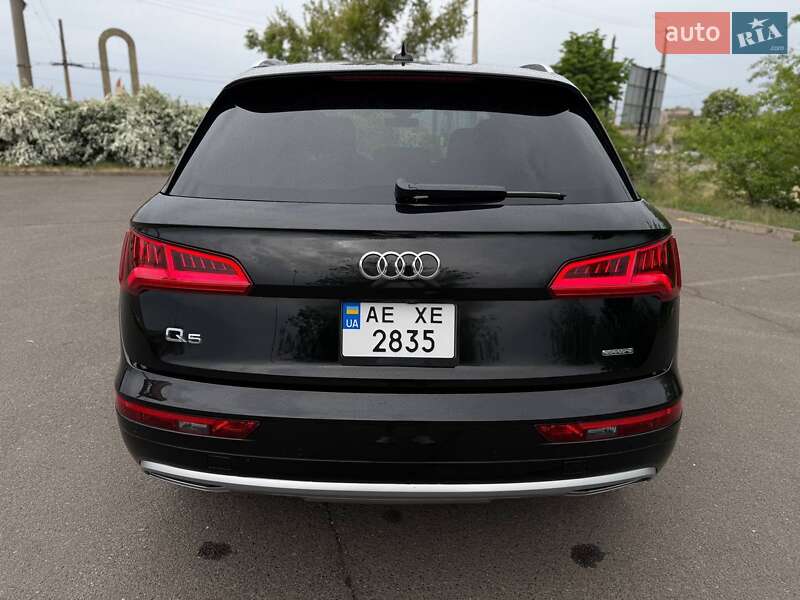 Внедорожник / Кроссовер Audi Q5 2019 в Кривом Роге