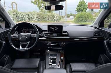 Позашляховик / Кросовер Audi Q5 2019 в 