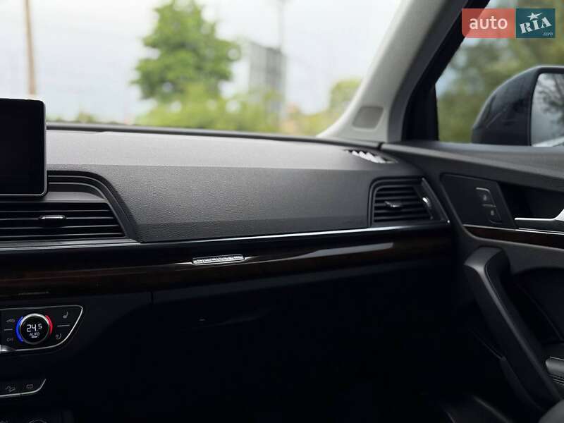 Внедорожник / Кроссовер Audi Q5 2019 в Кривом Роге