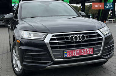 Позашляховик / Кросовер Audi Q5 2017 в 