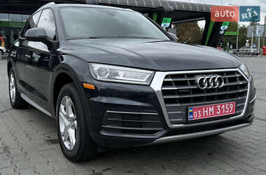 Позашляховик / Кросовер Audi Q5 2017 в 