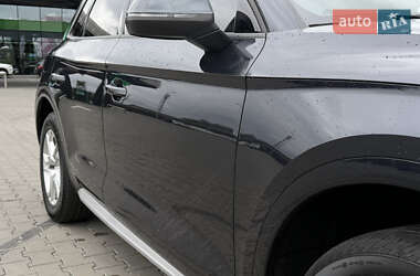 Позашляховик / Кросовер Audi Q5 2017 в 